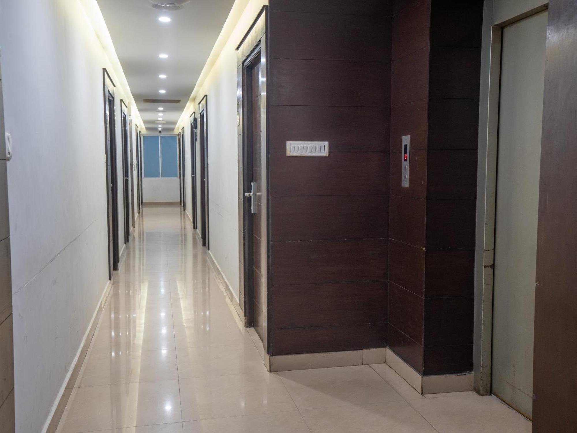 Orion Residency Hotel Chennai Exterior photo