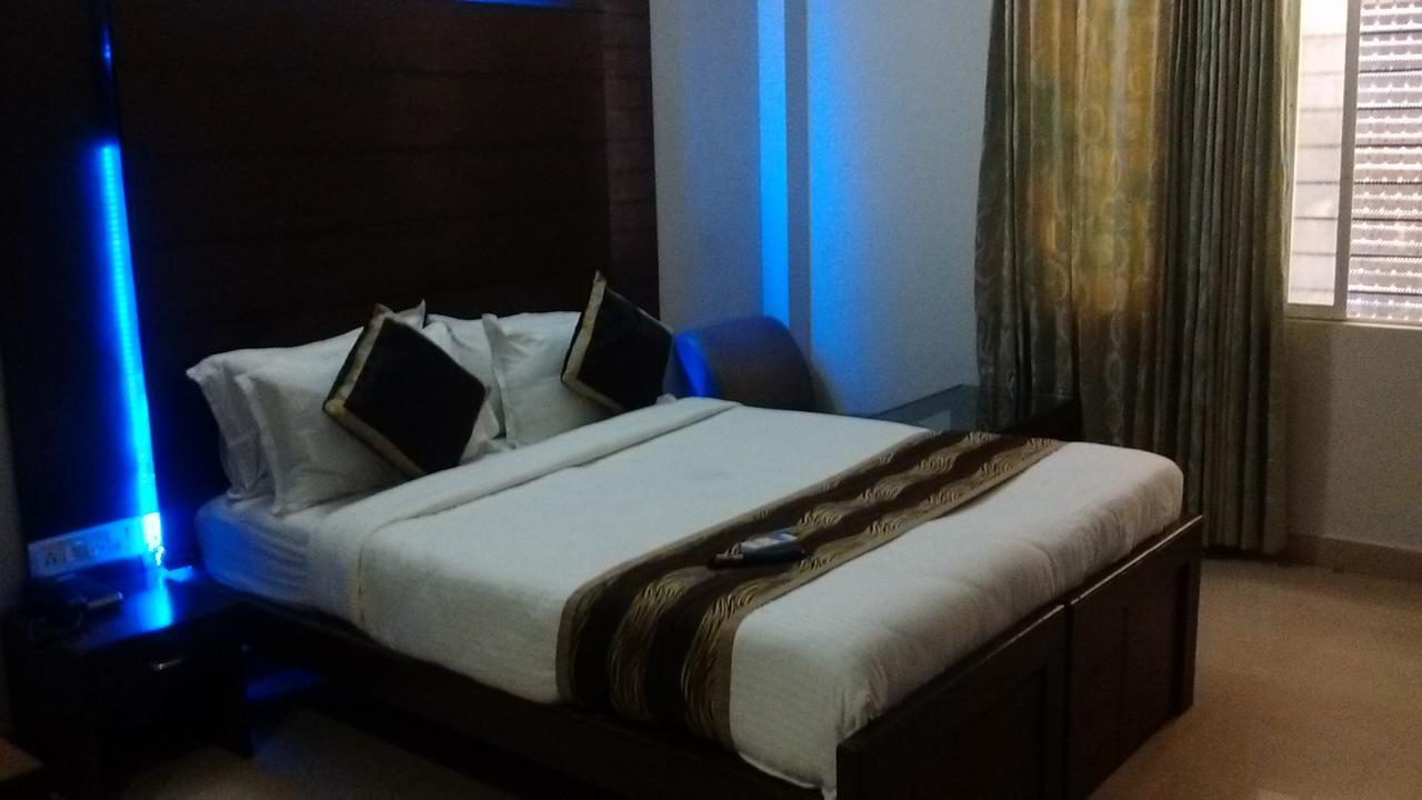Orion Residency Hotel Chennai Exterior photo