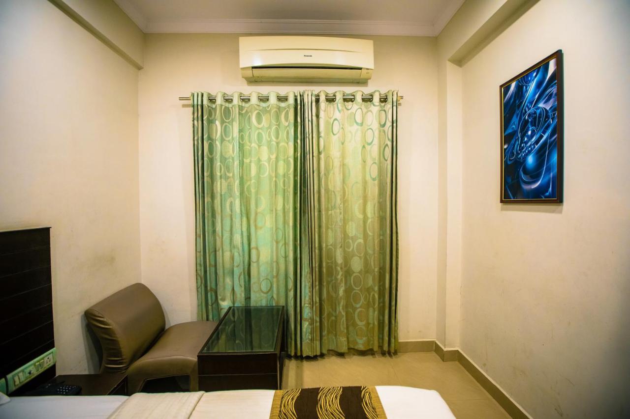Orion Residency Hotel Chennai Exterior photo